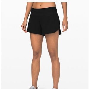 Lululemon Speed Up MR Shorts 4” Size 6 Black